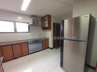 3 Bedrooms Family-Friendly Apartment - Sukhumvit 39, Phrom Phong