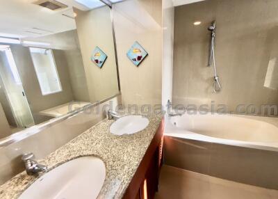 3 Bedrooms Furnished Condo President Park - Sukhumvit 24