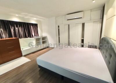 3 Bedrooms Furnished Condo President Park - Sukhumvit 24