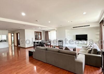 3 Bedrooms Furnished Family Condo - Sukhumvit 39 Phrom Phong