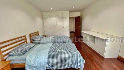 3 Bedrooms Furnished Family Condo - Sukhumvit 39 Phrom Phong