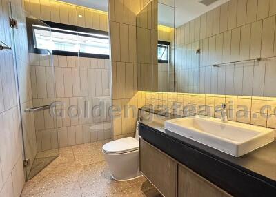 4 Bedrooms modern single house with private pool - Sukhumvit 65