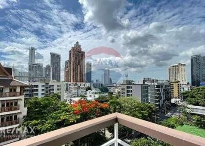 Luxurious 3-BR Condo in Khlong Toei, Bangkok