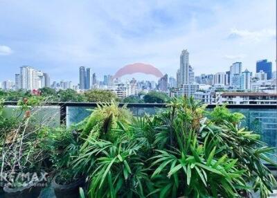 Modern 3BR Condo in Watthana with MRT Phetchaburi 16 Mins Walk - Elegant Amenities