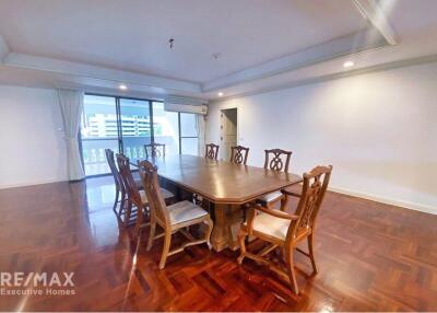 Spacious 3 Beds  2 Living Rooms Condo for Rent in Sukhumvit 30