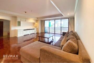 Spacious 3 Beds  2 Living Rooms Condo for Rent in Sukhumvit 30