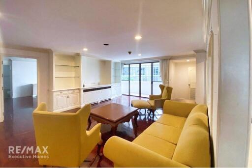 Spacious 3 Beds  2 Living Rooms Condo for Rent in Sukhumvit 30