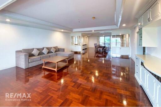 Spacious 3 Beds  2 Living Rooms Condo for Rent in Sukhumvit 30