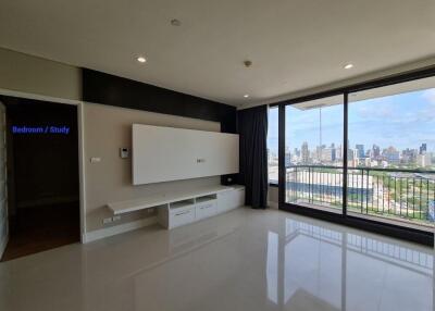 Spacious living room with city view