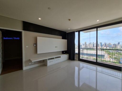 Spacious living room with city view