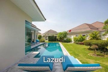 WATERSIDE RED MOUNTAIN : Luxury 4 Bed Pool Villa