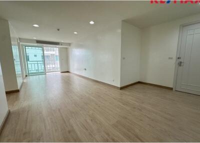 76 Sqm., 2 Beds Condo listed for ฿ 5,500,000.