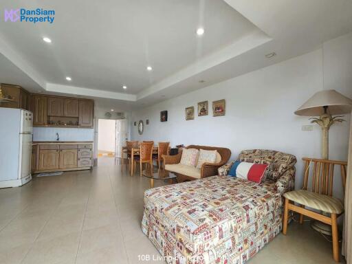 Beach Condo in Hua Hin/Khao Takiab at Jamchuree Condominium