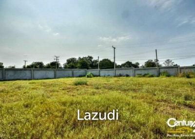 Great Land Plot at the end of a row of large Luxury Homes with lovely Westerly Views