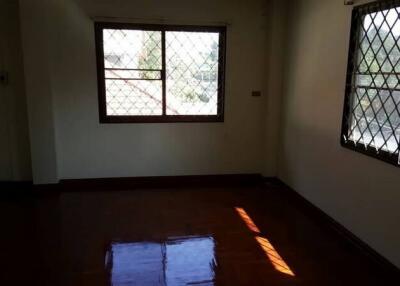 For Rent Bangkok Single House Sukhumvit BTS Ekkamai Watthana