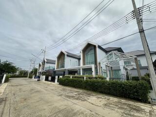 For Sale Pathum Thani Single House Baan Fah Piyarom Nordern Klong 6 Lam Luk Ka