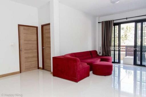 2-story detached house with 3 bedrooms and 2 bathrooms in a development near Chiang Mai Airport.