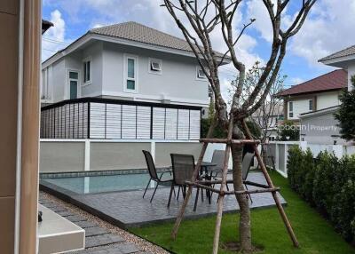 2-story detached house, 3 bedrooms, 3 bathrooms, in a project near Chiang Mai Airport.