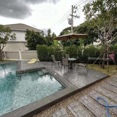 2-story detached house, 3 bedrooms, 3 bathrooms, in a project near Chiang Mai Airport.