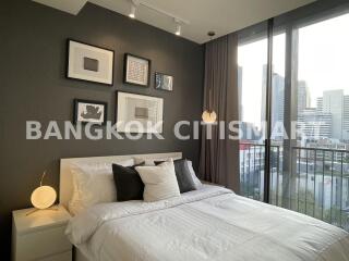 Condo at Noble Around Sukhumvit 33 for sale