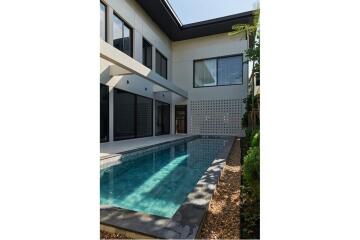 Exquisite Detached Villa with Private Pool on Sukhumvit 65