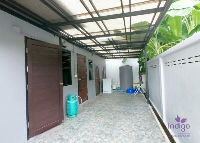 Renovated furnished 3 bedroom house with a big garden for rent in Nong Hoi, Chiang Mai. Near Varee School.