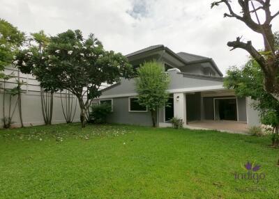 Renovated furnished 3 bedroom house with a big garden for rent in Nong Hoi, Chiang Mai. Near Varee School.