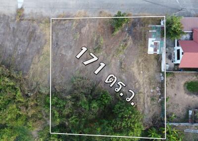 Aerial view of a property plot