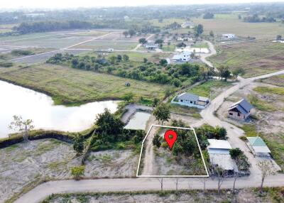 Aerial view of a lot with surrounding landscape