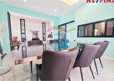 278 Sqm., 3 Beds Townhouse listed for ฿ 8,900,000.