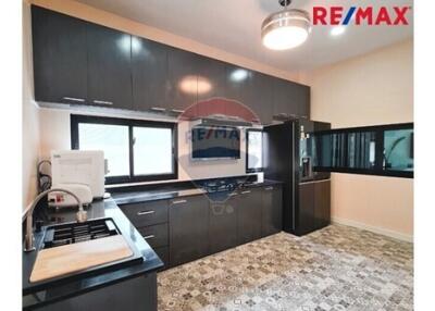 278 Sqm., 3 Beds Townhouse listed for ฿ 8,900,000.