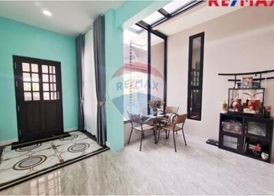 278 Sqm., 3 Beds Townhouse listed for ฿ 8,900,000.