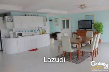 2 Bed Condo with Sea View