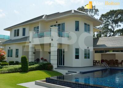 4 Bed 5 Bath in East Pattaya HR2508