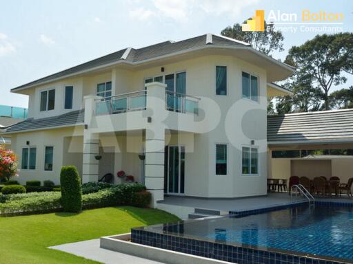 4 Bed 5 Bath in East Pattaya HR2508