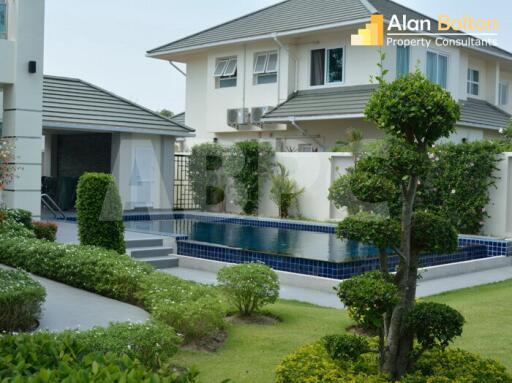 4 Bed 5 Bath in East Pattaya HR2508