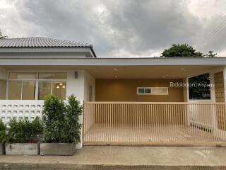 1-story detached house, 3 bedrooms, 2 bathrooms, San Sai zone, near HomePro San Sai.