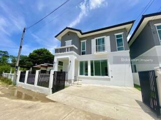 2-story detached house, 3 bedrooms, 3 bathrooms, quiet atmosphere, near Kad Farang.