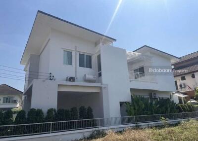 Pool villa, 4 bedrooms, 5 bathrooms, San Phisuea zone, near Ruamchok.