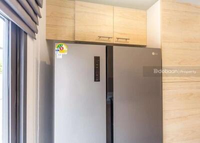 Two-story single house with 3 bedrooms and 3 bathrooms, located in the Hang Dong area, close to Kad Farang.