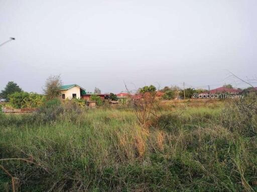 Beautiful plot of land, 2 rai, Hang Dong zone, near Kad San Phak Wan.