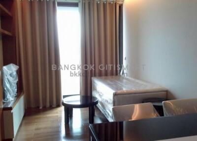 Condo at The Address Sukhumvit 28 for rent