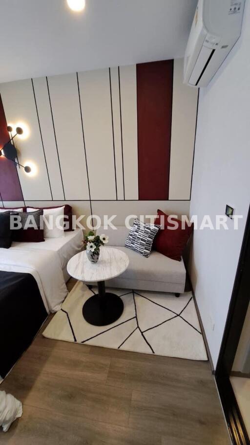 Condo at SOHO Bangkok Ratchada for rent