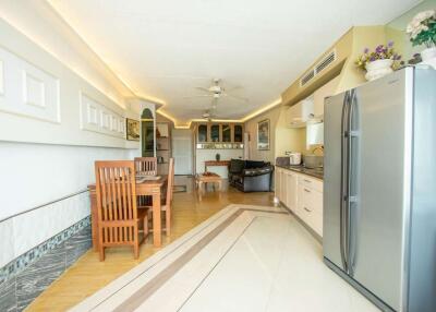 Stunning 2-Bedroom Condo on 11th Floor Near Nimman and Maya