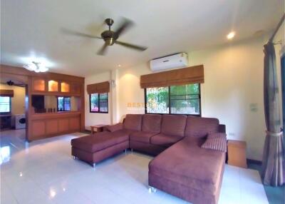 2 Bedrooms Villa / Single House in Mabprachan Gardens East Pattaya H010045