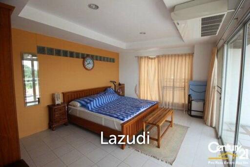 2 Bed Condo with Sea View