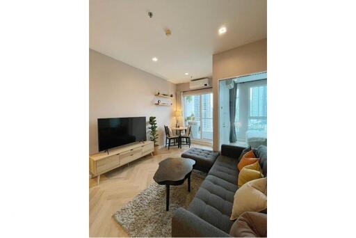 Luxurious Condo at Ivy Sathorn 10  7 Mins Walk to BTS Saint Louis  Urban Elegance in Bangkok