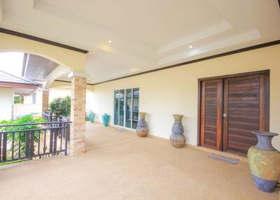 Baan Tawan Cha Am: Central 3 Bedroom  Pool Villa