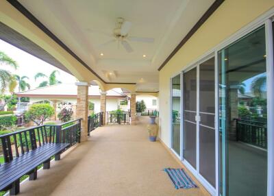 Baan Tawan Cha Am: Central 3 Bedroom  Pool Villa