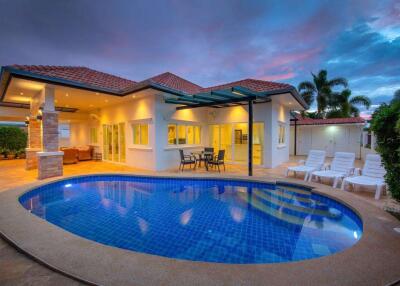 Orchid Paradise Homes: 4 Bedroom Pool Villa